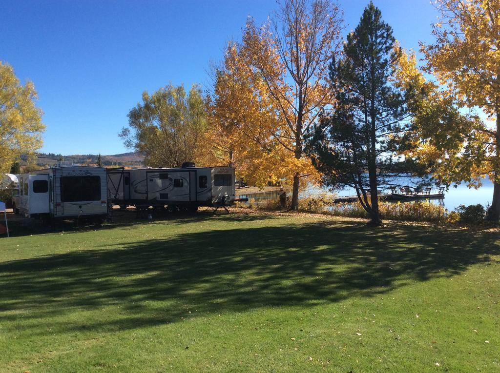 Robert'S Roost Rv Park Resort Quesnel Exterior photo