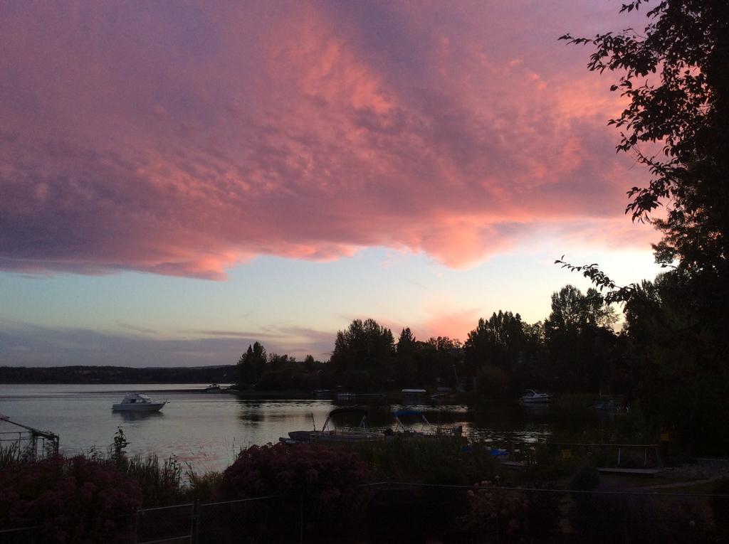 Robert'S Roost Rv Park Resort Quesnel Exterior photo