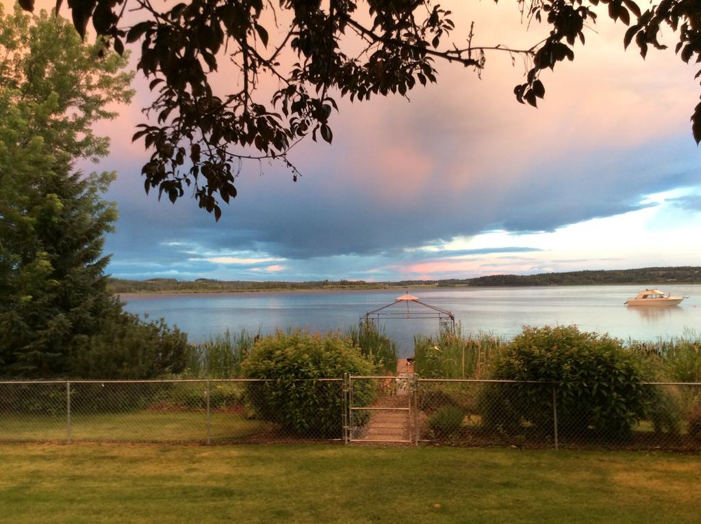 Robert'S Roost Rv Park Resort Quesnel Exterior photo