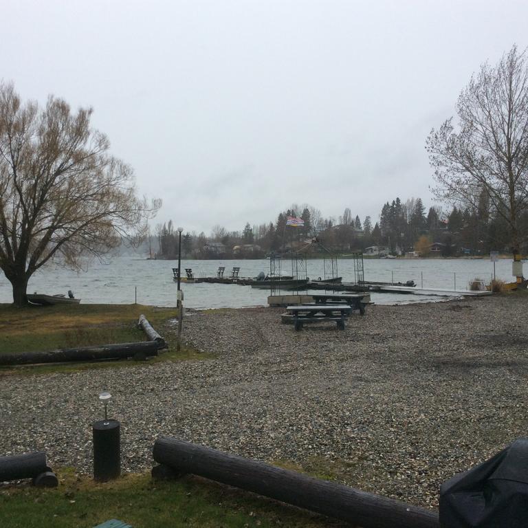 Robert'S Roost Rv Park Resort Quesnel Exterior photo