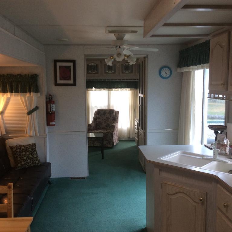 Robert'S Roost Rv Park Resort Quesnel Exterior photo